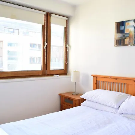 Apartment 2 Floor 2 Bedroom Beside Ifsc And Grand Canal Dock Dublin